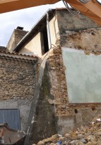 Les MPF de Vaucluse réagissent aux démolitions dans le village de Mondragon